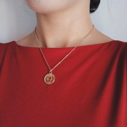 Punk Gold Coin Necklaces for Women Retro Coin Pendant Choker Necklace Fashion Trend Chain Pendants Necklace Jewelry Accessories