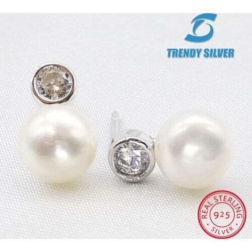 Trendy Silver Pearl Earrings