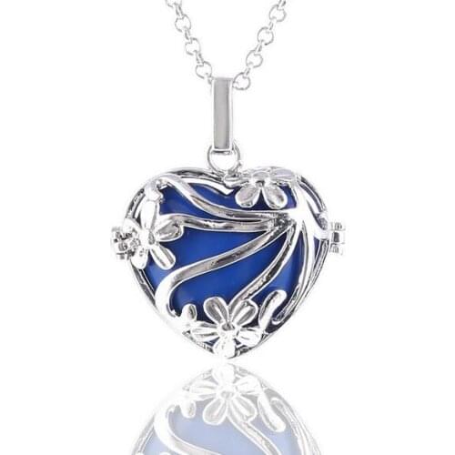 Daisy decorated hollow puff heart locket DIY pendant necklace with colored heart belly ball music pregnancy necklace