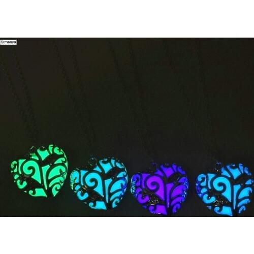 Heart Choker Necklace Luminous Hollow Heart Necklace Women Fashion Pendant Chain Statement Necklace Glowing In Dark Jewelry Gift