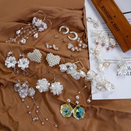 Lifefontier Korean White Flower Petal Drop Earrings Resin Rhinestone Pearl Long Tassel Dangle Earrings For Women Jewelry Girls