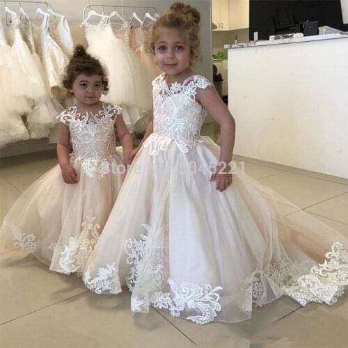 New White Communion Dresses for Girls Champagne O-neck Sleeveless Ball Gown Lace Appliques Flower Girl Dresses for Weddings