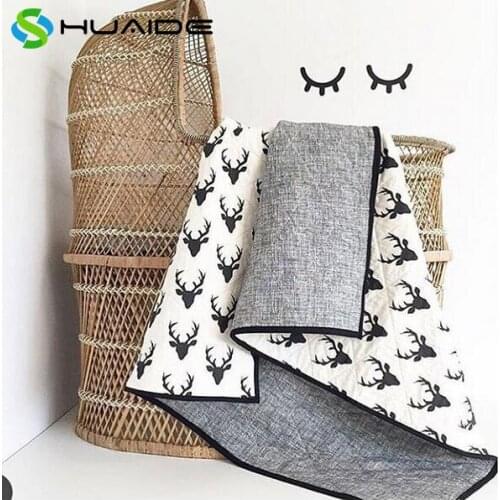 Creative Black Sleepy Eyes Wall Stickers For Kids Room Girl Boys Bedroom Wall Art Baby Wall Decals Removable Vinyl Mural A300