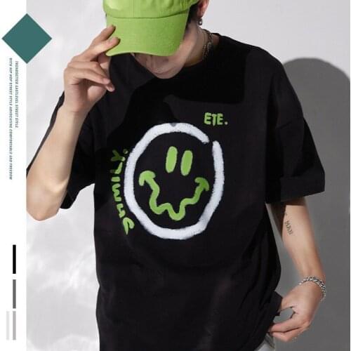 Japanese Style High Street Hip-hop Smiley Face Print Short-sleeved Mens T-shirt Trend Loose Oversize Couple Top Fashion Outdoor