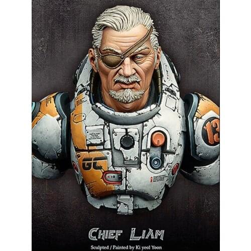 Crazy King Model1/10 Resin Character Bust Model Fantasy Character Chief Chieftain GK White Model Hand X110