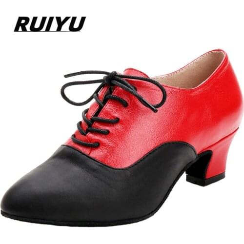 Latin Dance Shoes Ladies Ballroom Dance Tango Salsa Ballroom Performance Sneakers Modern Jazz Dance Shoes Red Black