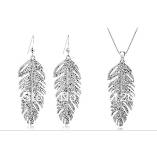 Specials - South Korea Bohemian fashion elegant female models crystal necklace earrings - the wings of love
