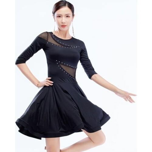 2021 New CM079 Half Sleeve Patchwork Design Female Latin Dance Dress Women Latin Dance Suit Belly Ballroom Performamnce