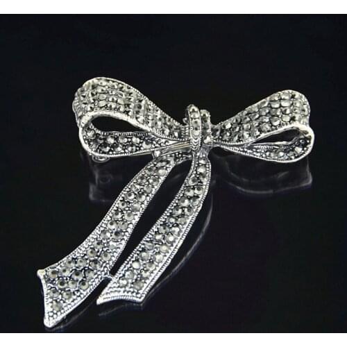 Earofcorn Europe and The United States Retro Black Bow Brooch Full of Hot Bow Tie Brooch Pin Needle