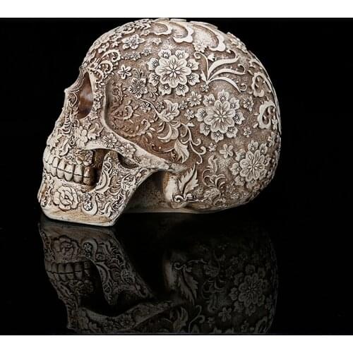 Gothic Resin Skull Head Statues Carving Sculptures Desktop Crafts Halloween Home Decoration Accessories,7.87 x 6.3 x 4.33 inch