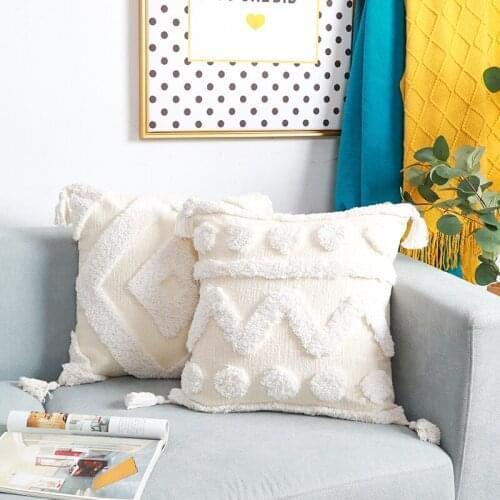Handmade Pillowcase Tufted Geometric Chenille Sofa Cushion Cover With Tassel Decorative Pillow Covers For Home