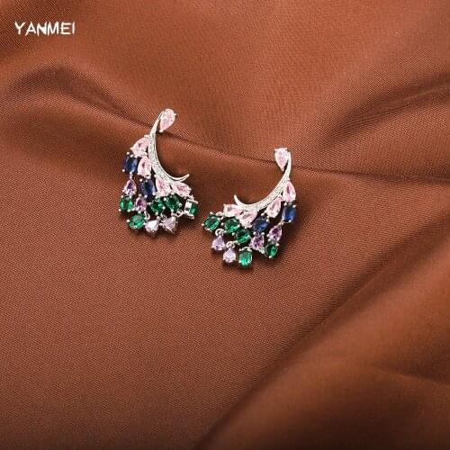 Shiny Luxury Water Drop Curved Flower Stud Earrings Fashion Advanced Hand-Inlaid Jewelry Cubic Zirconia Stud Earrings