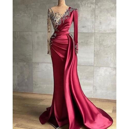 2021 Stunning Dubai Red Muslim Evening Gown V Neck Long Sleeve Lace Applique Satin Side Overlay Mother Of The Bride Dresses