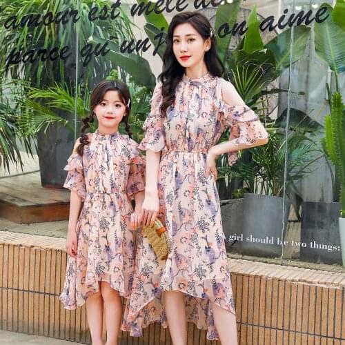 2020 Plant Print Beach Mother Daughter Dresses Long Bohemian Matching Family Look Outfits Fashion Mommy and Me Dress Clothes