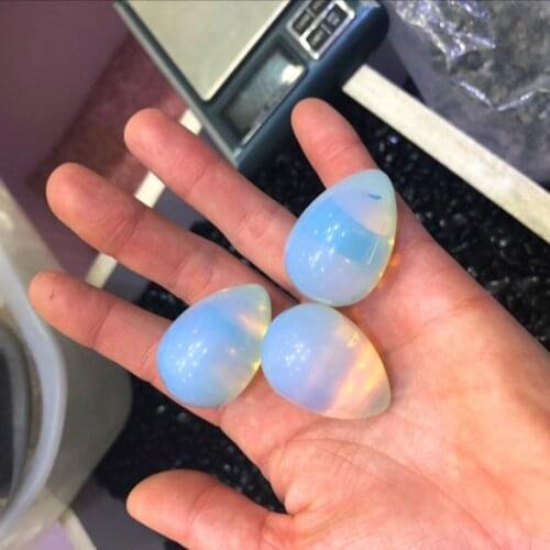 1pcs 40mm Natural Opal Egg Quartz Crystal Polishing Kegel Exercise Healing Stone