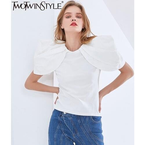 TWOTWINSTYLE White Ruched Slim Short Tops For Women O Neck Short Puff Sleeve Casual T Shirts Female Fashion New Clothes Summer