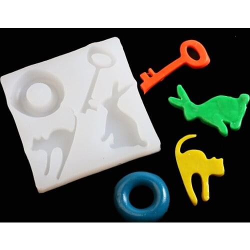 Glue Silicone Mold Peace Buckle Kitten Keys Little Rabbit Adorn Article Four one Small Animals DIY Jewelry Decoration Tools Q061