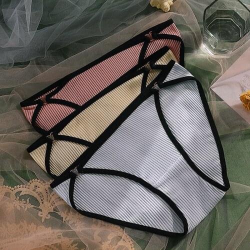 Girls' Comfortable and Feminine Close-fitting Briefs, Pure Cotton Low-waist Sexy Underwear, Steel Ring Solid Color Thong