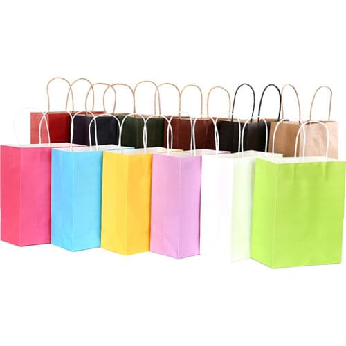 50pcs Kraft Paper Gift Bags with Handles Festive Party Gift Paper Bag Wedding Bithday Event Packing Packaging Bags Wholesale