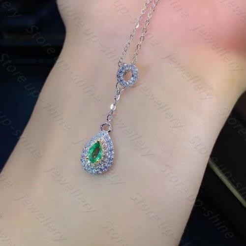 New Natural Emerald Necklace 925 Silver Ladies Necklace Luxurious and Atmospheric Design Exquisite and Elegant Style