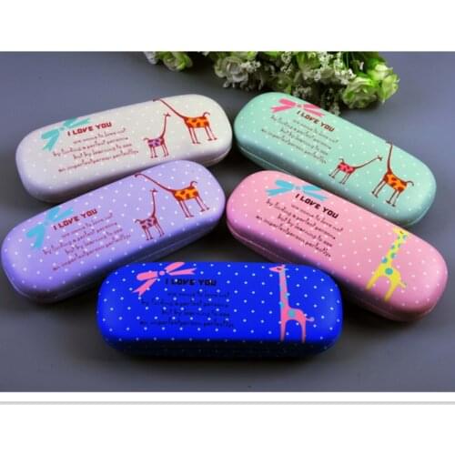 LIUSVENTINA Portable High Quality Cute Cartoon Giraffe Frame Glasses Box Sunglasses Case Gift for Girls and Friends