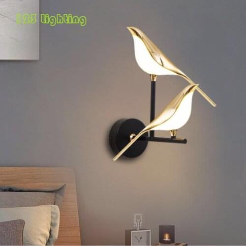 Cute Magpie Bird LED Wall Lamp Natural Light Rotatable Bedroom Bedside Aisle Restaurant Wall Sconces Replaceable LED Home Deco