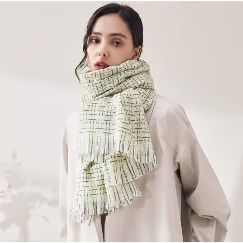 Womens Scarves Wraps Comfortable Soft British Houndstooth Plaid Scarf Female Winter Couple Knitting Thick Warm Bib Men
