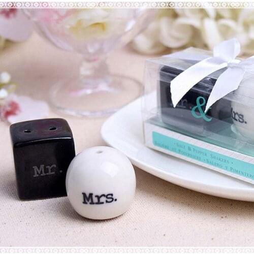 50pairs 100pcs Free Shipping New "Mr. & Mrs." Ceramic Salt And Pepper Shaker Wedding Decoration Gifts Favors Supplies