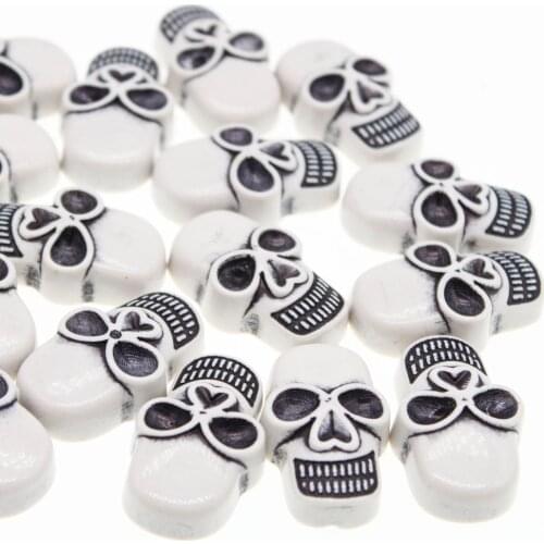 CHONGAI 2018 New10Pcs White Acrylic Halloween Gothic Skeleton Skull Beads 22x35mm