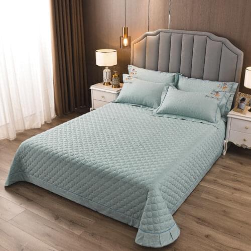 2020 new products Cotton embroidery quilting Bed cover Fitted Sheet Pillowcases 2/3 pcs Solid color Luxury Edge fillet Bedding