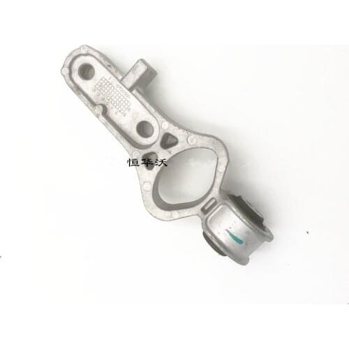 Gearbox lower bracket for XC60 S60 V60 S60L gearbox under Pull rod bracket below the Gearbox aluminum bracket 31430442