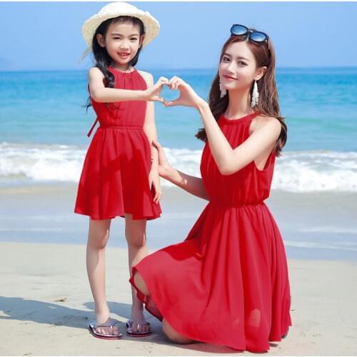 Mama Mother Daughter Dress 2019 Summer girls Beach clothing flower Print Bohemia Style for Mom Daughter Family Matching Outfits