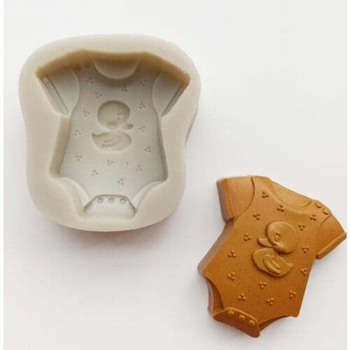 New handmade soap mould Cartoon clothes shape cake tool Sugarcraft Flower silicone mold