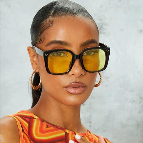 Yellow Clear Womens Square Sunglasses Trend Classic Vintage Rivet Sun Glasses Female Brand Cool Fashion Eyeglass Oculos UV400
