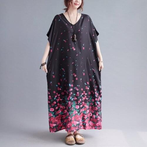 Holiday Travel Dress 2021 New Gradient Petals Fashion Women Summer Dress Print Floral Loose Lady Beach Style Casual Long Dress