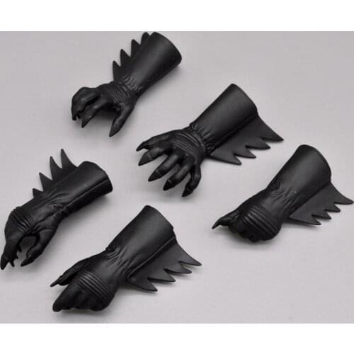 Hot Sales 1/6th Light Armor Paw Black Glove Hand Models For Usual 12 inch Doll Figures Collection