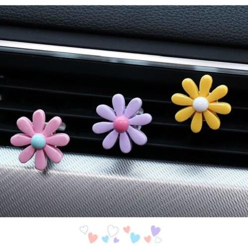Little Daisy automotive air freshener conditioning vent perfume fragrance clip car parfume decoration air purification