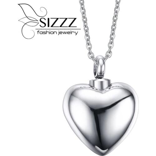 SIZZZ Heart Pendants