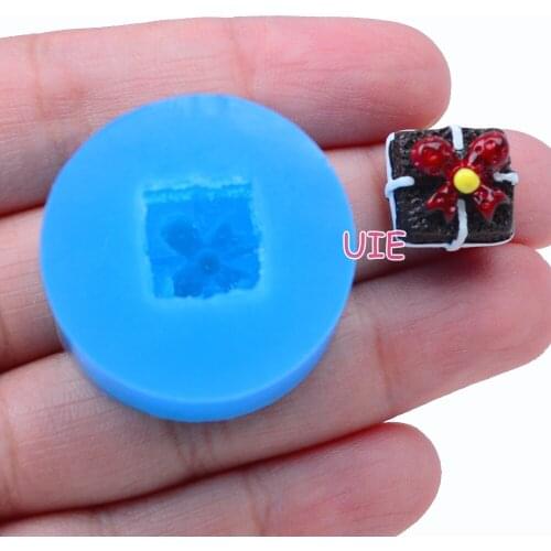GYL286U 12.0mm x 11.8mm x 6.8mm Square Gift Box Cake Silicone Mold Fondant Cake Decoration Candy Resin Clay Earrings Necklace