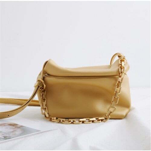 Hot Genuine Leather Women Fold Cloud Bag New Fashion Simple Chain Hobos Brand Designer Shoulder Handbags Female Crossbody Bags