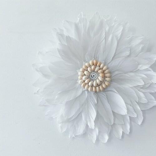 Fashion Style Hand Woven Feather Wall Hanging Flower Decor Garland