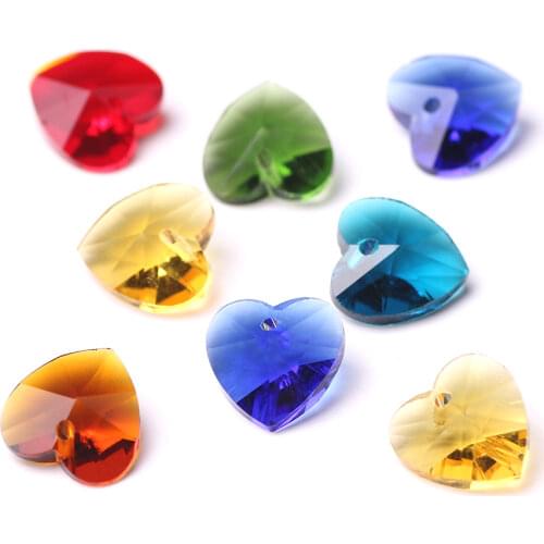 30Pcs/lot Charms Glass Crystal Heart Faceted Beads Yellow 10mm Pendant Jewelry Findings Pendant Necklace Fashion Jewelry AX001