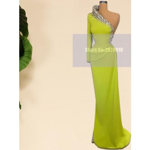 Elegant Green Evening Dress Sheath Floor-Length Slit Prom Dress Crystal Beaded Sequins Saudi Arabia Formal Dress 2020 Dubai