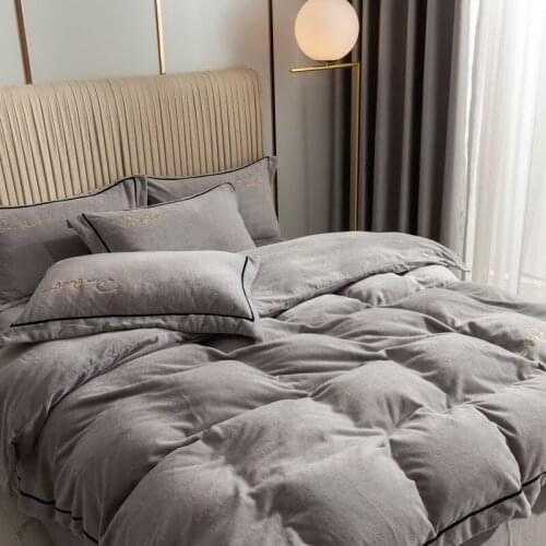 Gray winter 100% crystal velvet thickening encryption four-piece Reactive printing and dyeing process quilt cover