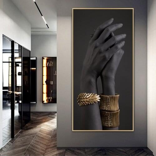 Black Hands Holding Gloden Jewelry Canvas Paintings On the Wall Art Posters And Prints Black Hands Model Art Pictures Home Decor