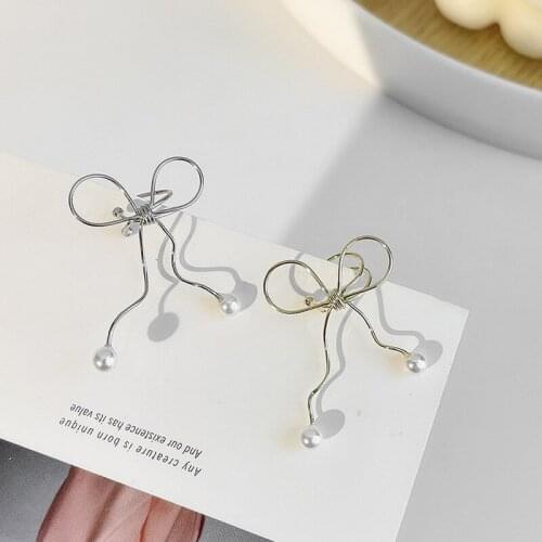 Wholesale Korean Elegant Metal Bowknot Ear Clips For Women Girls Cute No Piercing Fake Cartilage Ear Jewelry Gifts