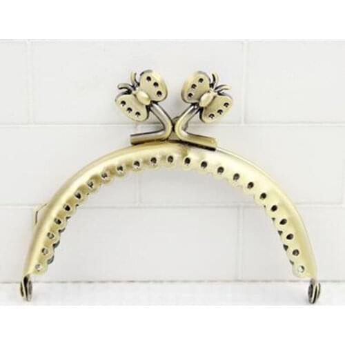 1Pcs Bronze Tone Flower Metal Frame Kiss Clasp Lock Handle DIY Purse Bag Flower Bag 8.5cm