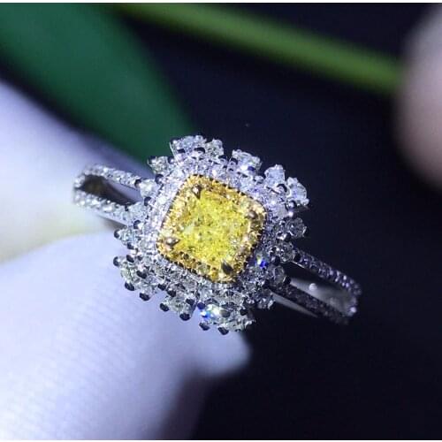 Fine Jewelry Real 18K 0.22ct Facny Light Yellow Diamond Wedding Engagement Female Rings for Women Fine Diamonds Ring