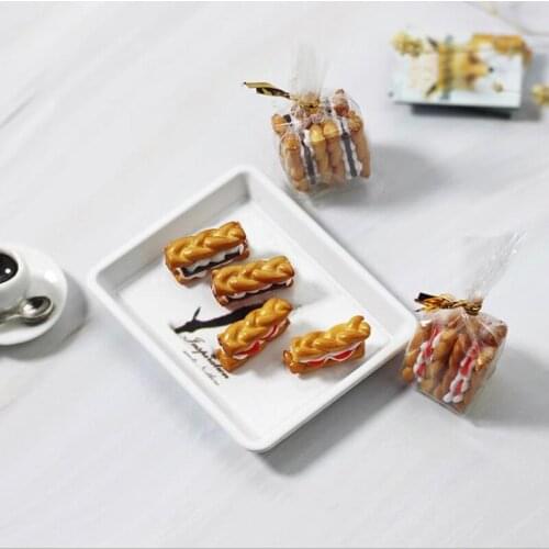 NEW 1/12 Scale Miniature Biscuit Cute Mini Cookies Pretend Food for Blyth OB11 Dollhouse Decor Accessories Kitchen Toys