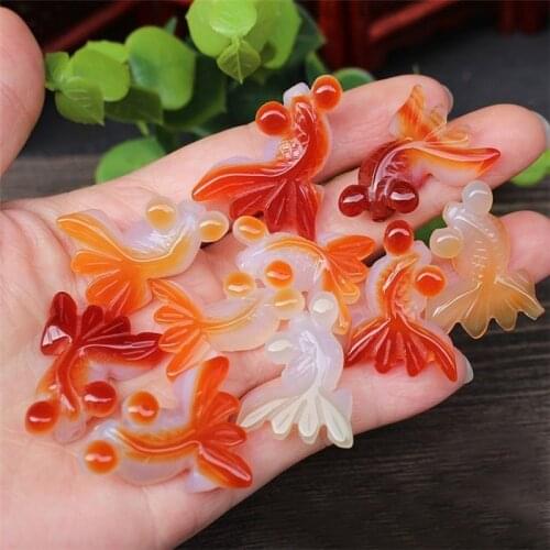 Wholesale 3pc Natural Agate Carved Delicate Small Goldfish Pendant Necklace Fashion Accessories Lucky Amulet Gifts for Men Woman
